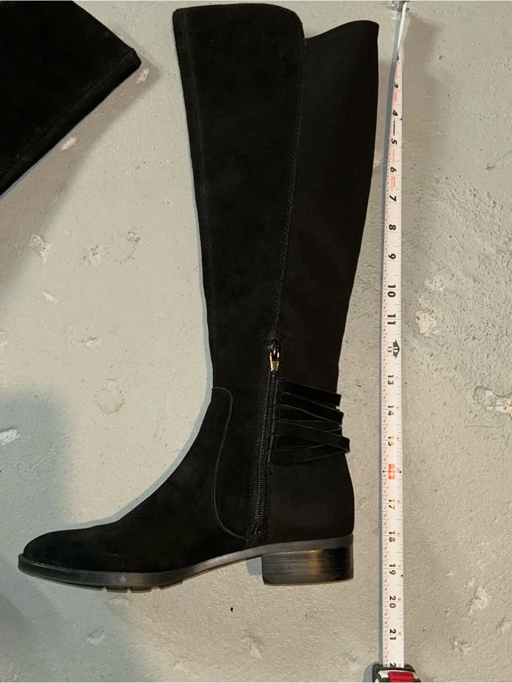 Black Leather Riding Boots Vince Camuto Pauletta 6.5 Knee High Equestrian Moto